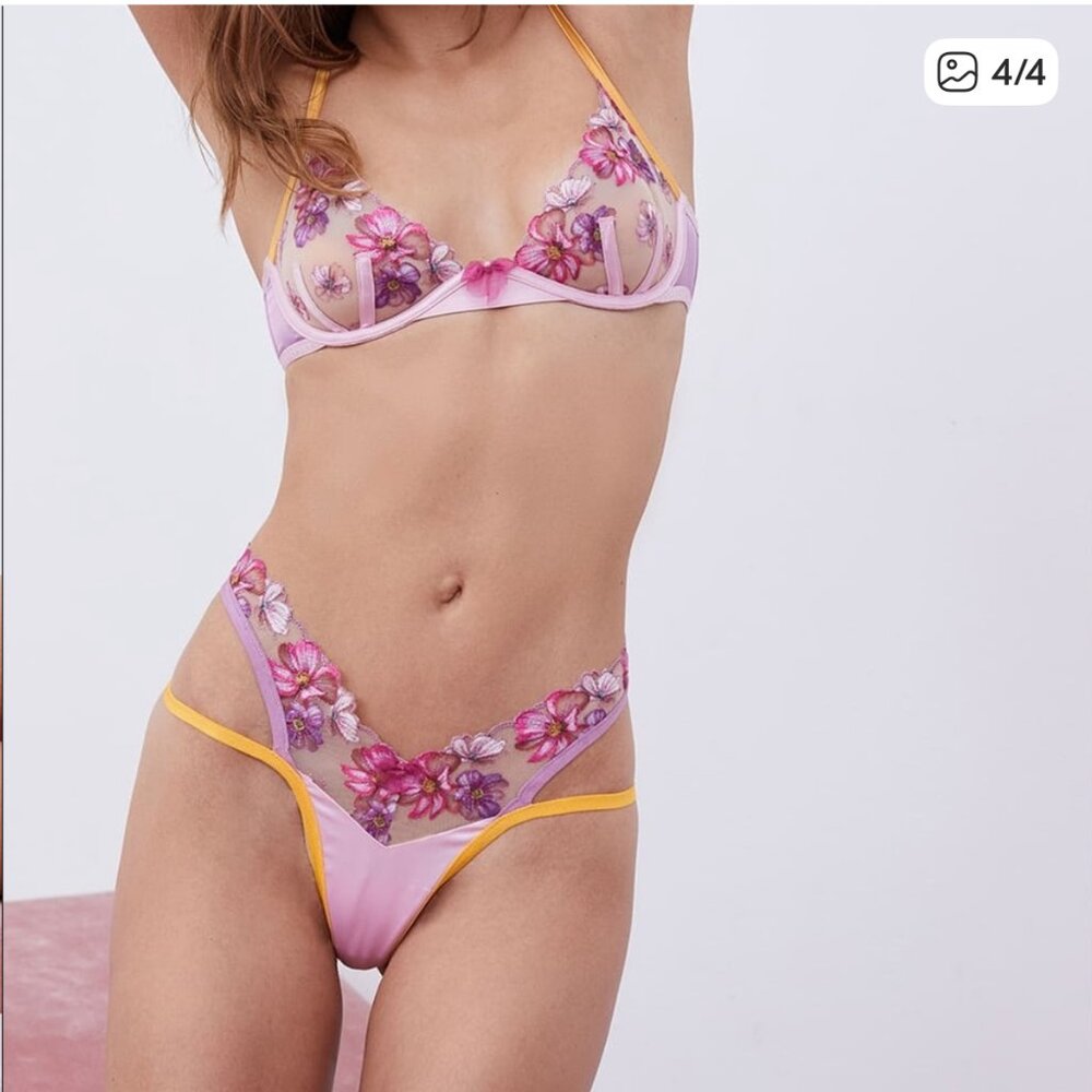 new FOR LOVE AND LEMONS falling floral bra panty set - Picture 3 of 4